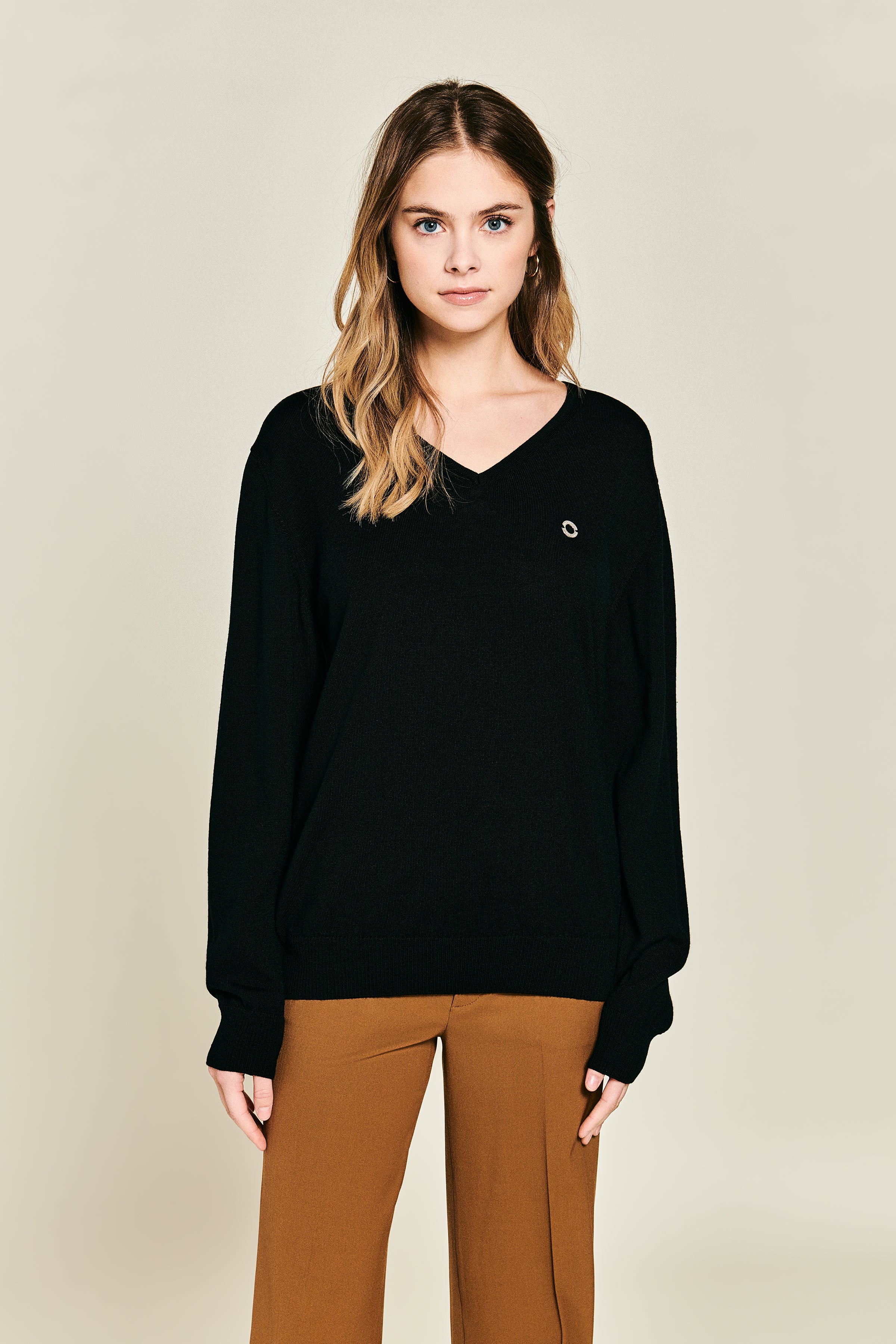 Wilhelm V-Neck